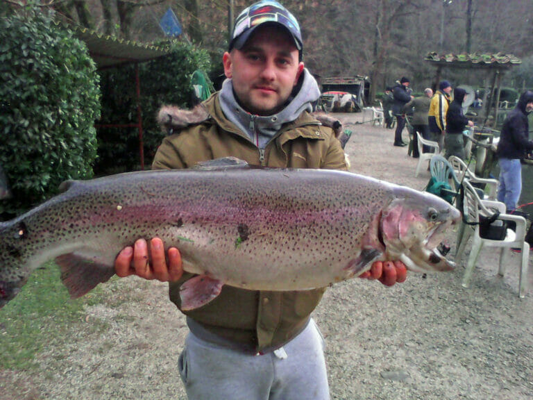 Lago Nievole pesca alla trota