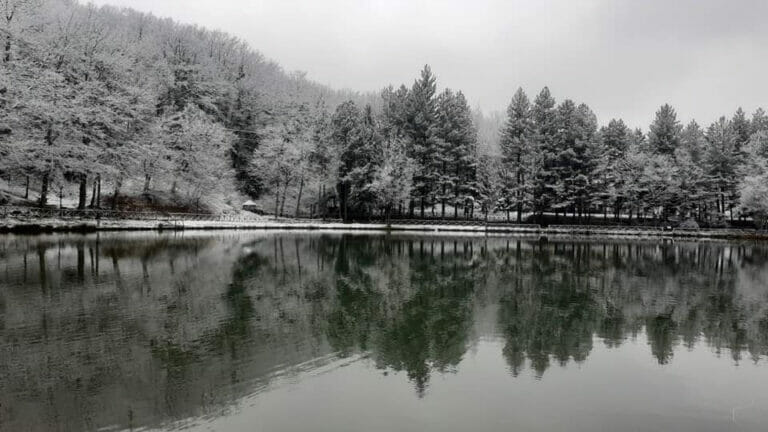 lago andreuccio innevato