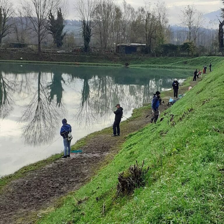 lago bernardi pescatori