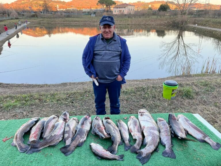 lago la bicocca 2 grande pescata